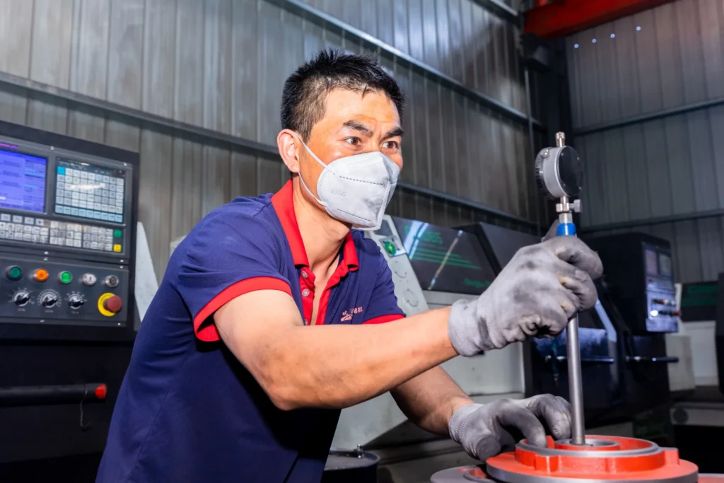 Motor end cover inspection in casing workshop